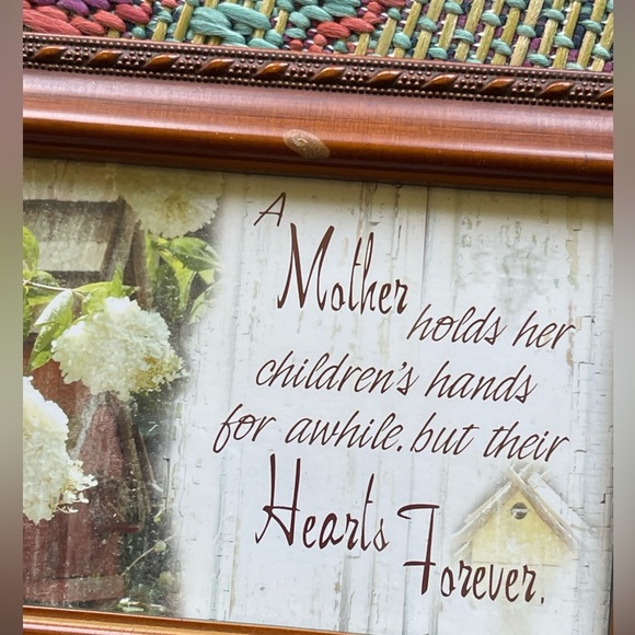 Cottage Garden Mother Woodgrain Traditional Music Box Plays You Light Up My Life - Picture 3 of 7
